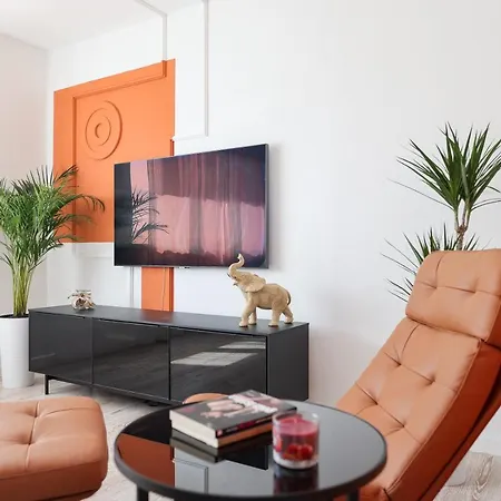 Apartment With Panoramic City/sea View - Ae1593 *