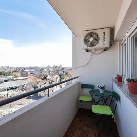 Apartment With Panoramic City/sea View - Ae1593 *
